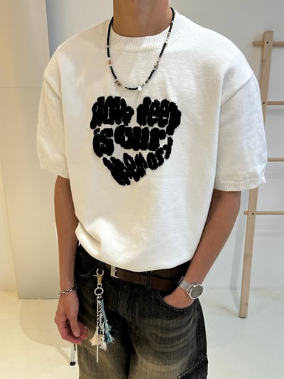 (白色現貨) (UNISEX) 愛心短版 針織衫 - 4C3