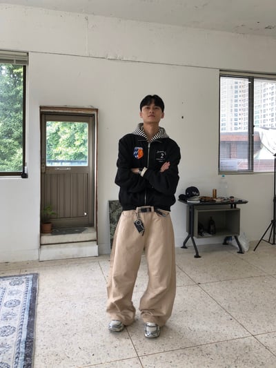 藝術殿堂 高級刺繡 運動街頭 短版 外套 - 3C14