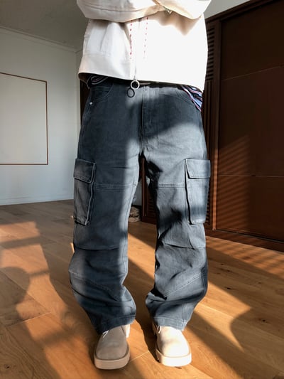 雙膝抓皺 線條結構 直筒寬版 工裝褲 - 2C3