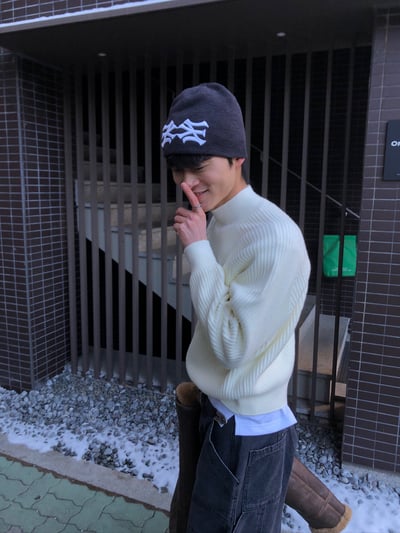 半高領 側邊拉鍊 修身短版 高檔毛衣 - 4C9