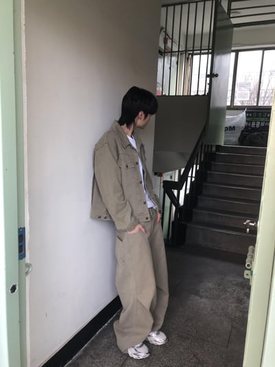 文藝鈕扣 降落傘抓皺 寬版 鬆緊帶 牛仔褲 (set-up) - 2C8