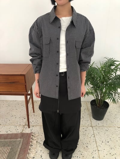 簡約復古街頭 雙口袋 短版 長袖襯衫 - 3C10