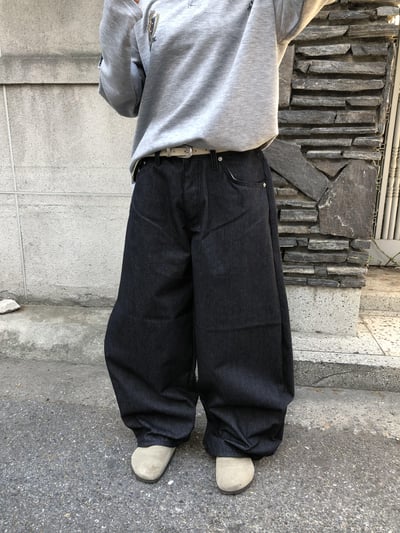 街頭經典百搭 細條紋 鬆緊帶 寬版 牛仔長褲 - 3C16