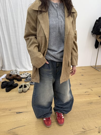 漸層水洗 鑲式卯釘 大口袋 牛仔寬褲 - 2C6