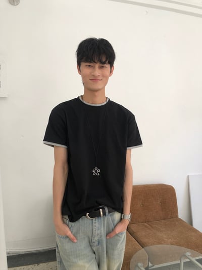 假兩件式 層次疊穿 寬鬆短版 素面短袖 - 3C1