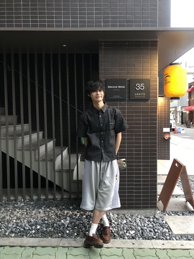 經典美式街頭 合身 卯釘牛仔 短版襯衫 - 2C10