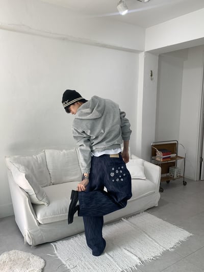 雲朵刺繡 渲染設計 牛仔寬褲 - 2C3