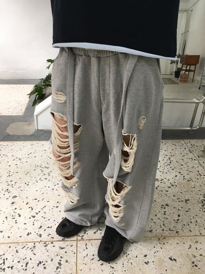 街頭鬆弛感 刷破設計 寬鬆 弧形棉褲  - 2C19