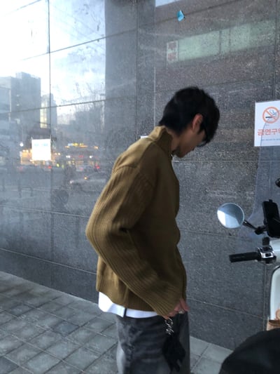 半高領 斜拉鏈 修身流水線 針織外套 - 4C16