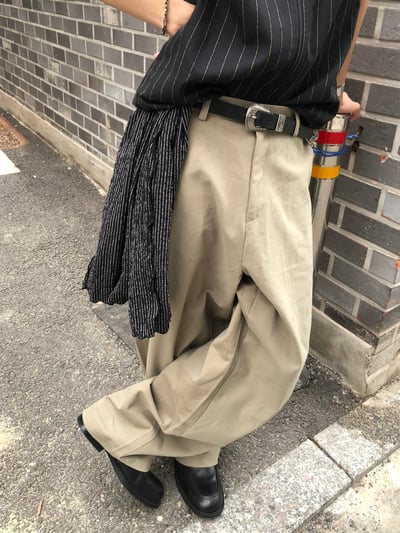 ASH 街頭休閒 特殊曲線 長版 寬褲 - 2C9