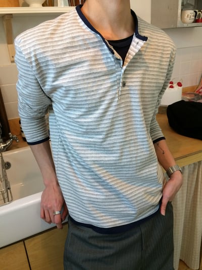 韓國新潮流 雙件式 層疊配色 橫條紋 薄長袖 - 3C7