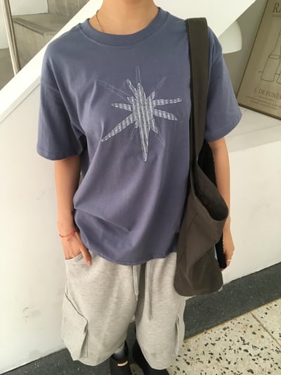 中央復古 放射條紋 刺繡 短版上衣 - 3C6