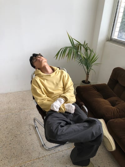 霧感 半月高領 短版 帽T - 3C7