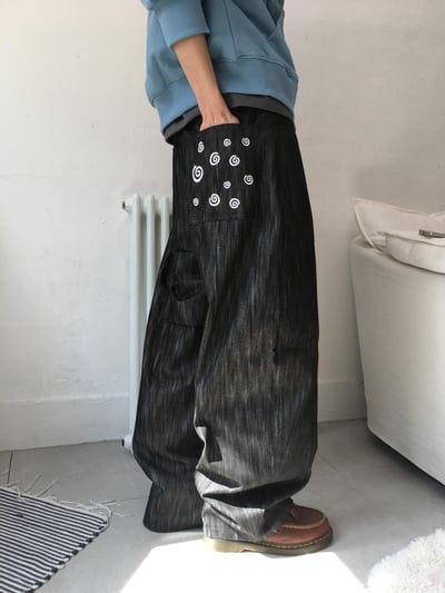 雲朵刺繡 渲染設計 牛仔寬褲 - 2C21