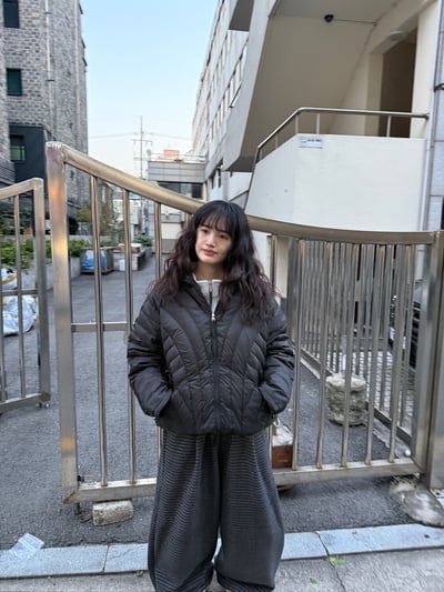 俐落曲線 輕量短版 羽絨外套 - 3C6