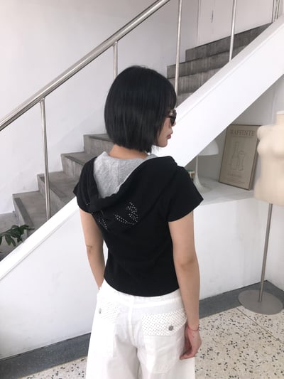 休閒配色 滿天星 修身短版 連帽外套 短袖 - 3C11
