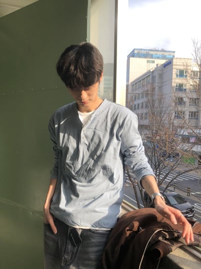 休閒亨利領 懶人層疊配色 素面 薄長袖 - 4C10