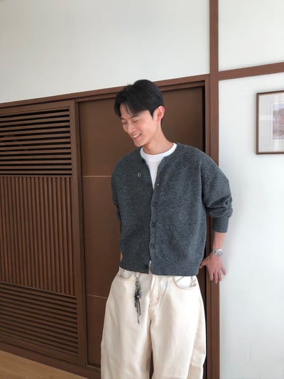 秋冬極簡風 精緻鈕扣 短版針織 羊毛開襟衫 - 3C21