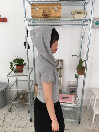 休閒配色 滿天星 修身短版 連帽外套 短袖 - 3C2
