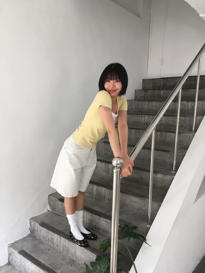 現代街頭 細節點綴 卯釘 寬版 短褲 - 2C4