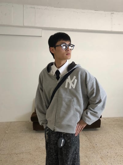 時尚紐約 歐美潮男 連帽短版外套 - 3C4