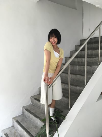 現代街頭 細節點綴 卯釘 寬版 短褲 - 2C9