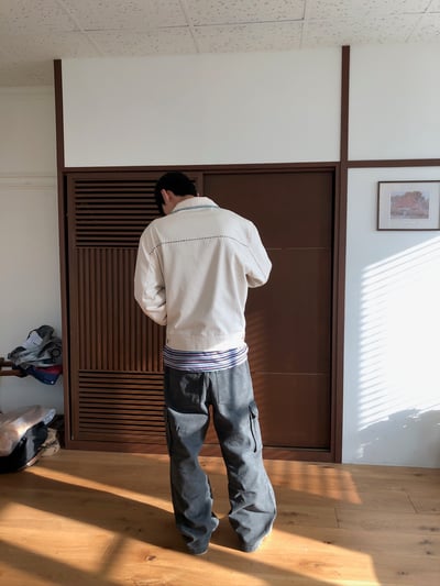 雙膝抓皺 線條結構 直筒寬版 工裝褲 - 2C15