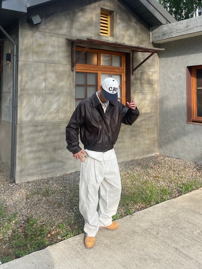 (咖色,黑色現貨) Hard Rock 絨毛刺繡 皮革外套 - 2C10