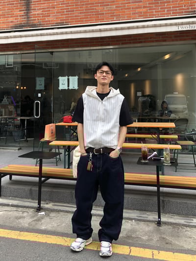 Carry Over 上流巴黎 手工刺繡 牛仔 直筒微寬褲 - 3C4