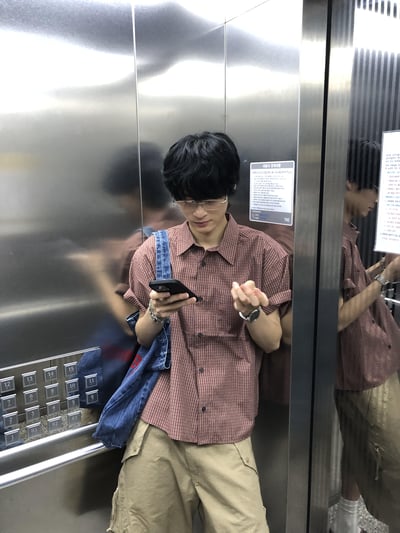 日系復古風 格紋設計 修身短版 短袖 襯衫 - 5C2