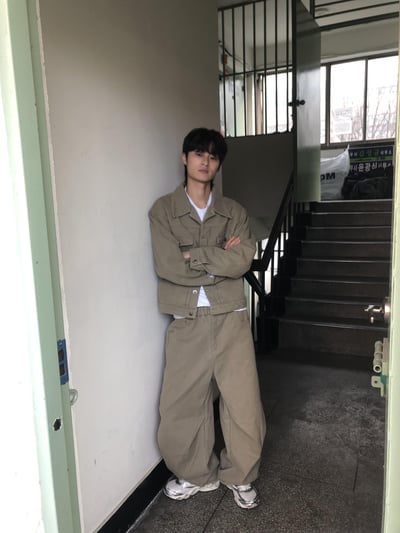 文藝鈕扣 微短版 機車飆仔 牛仔外套 (set-up) - 2C10