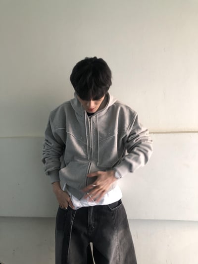 高級棉 銀河星形卯釘 指套 短版 連帽外套 - 3C16