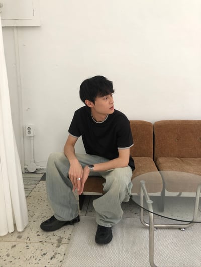 假兩件式 層次疊穿 寬鬆短版 素面短袖 - 3C12
