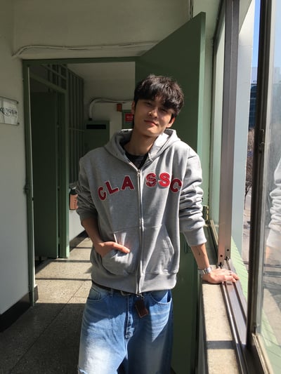 Classic 美式經典 刺繡短版 連帽外套 - 3C5