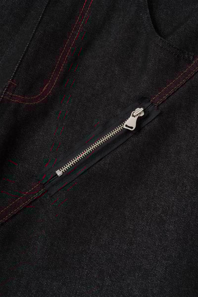 日系潮男 紅色縫線 拉鏈細節 牛仔寬褲 - 2C25