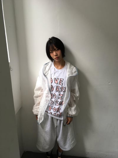 韓系可愛街頭 塗鴉印刷 短版上衣 - 2C3