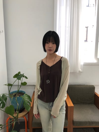 斜線鈕扣 不規則收邊 小罩衫 上衣 - 4C23
