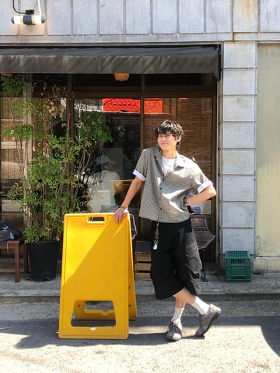 酷夏薄款 街頭高質感 細格紋 短版 短袖襯衫 - 2C21