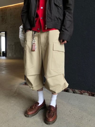 現代首爾 立體抓皺 斜線工裝 7分 短褲 - 2C15