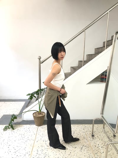 韓女必備 超級修身 細條紋 微喇叭原牛褲 - 3C22