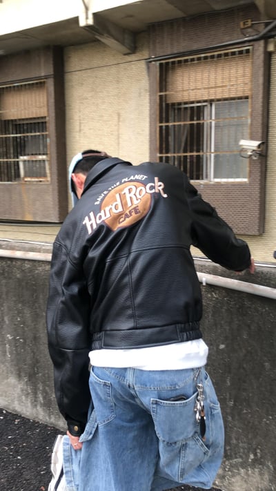 (咖色,黑色現貨) Hard Rock 絨毛刺繡 皮革外套 - 2C11