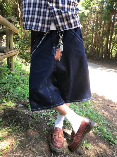 不對稱縫線 背面殺手 百慕達 7分 牛仔短褲 - 2C14