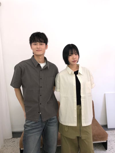 夏日涼感 復古條紋 微短版 短袖襯衫 - 2C4