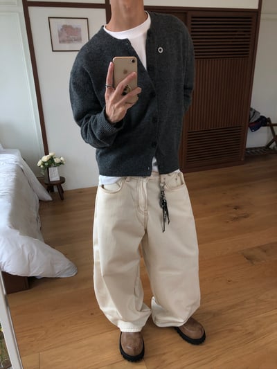 秋冬極簡風 精緻鈕扣 短版針織 羊毛開襟衫 - 3C19