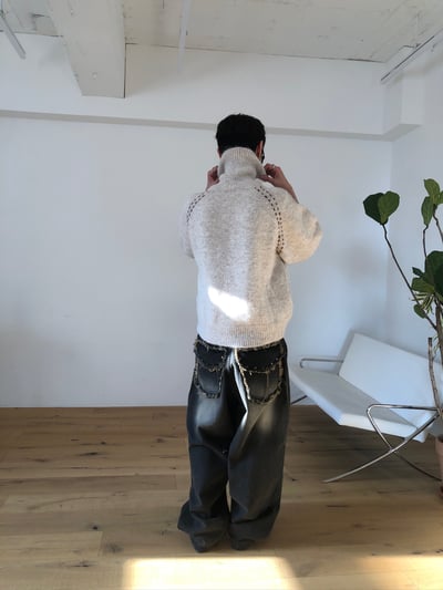 漸層水洗 鑲式卯釘 大口袋 牛仔寬褲 - 2C20