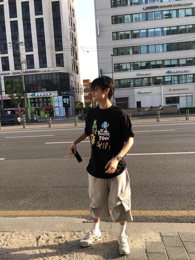 美式街頭彩繪 帥氣可愛風 寬版短袖 - 2C12