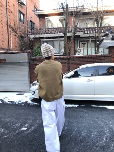 領口斜線 鈕扣 微短版 工裝 針織衫 - 3C4