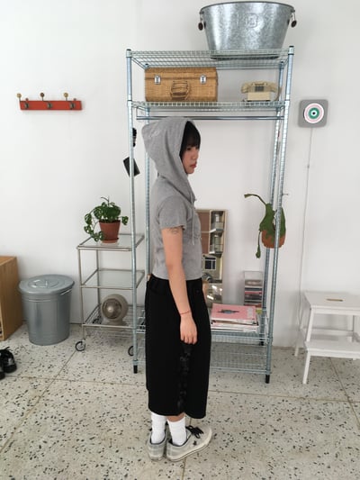 休閒配色 滿天星 修身短版 連帽外套 短袖 - 3C6