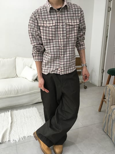 人字紋 小貼片刺繡 寬版直筒 原牛褲 - 3C10