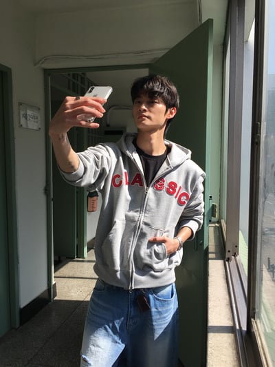 Classic 美式經典 刺繡短版 連帽外套 - 3C6